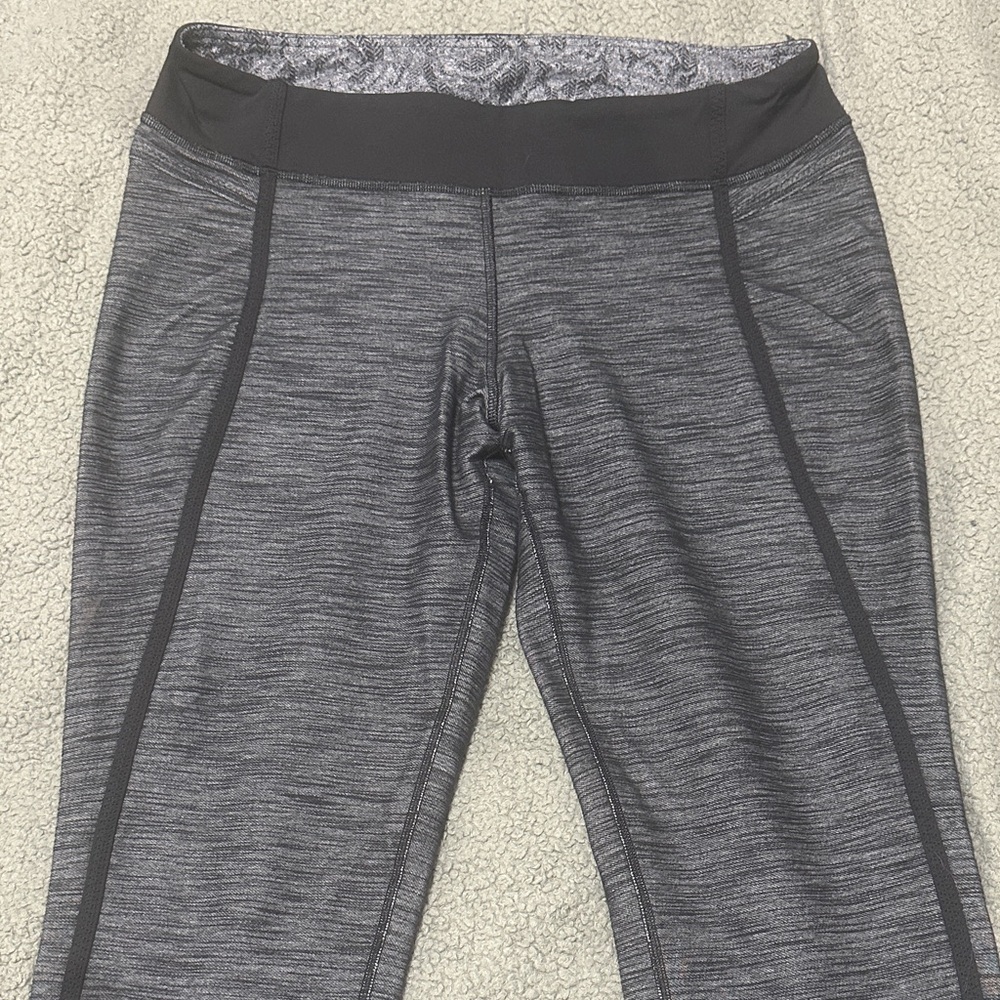 Lululemon Women's Charcoal Leggings